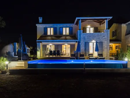 Villa Laura An : maison 4 chambres avec piscine infinity à Poreč : photo 53