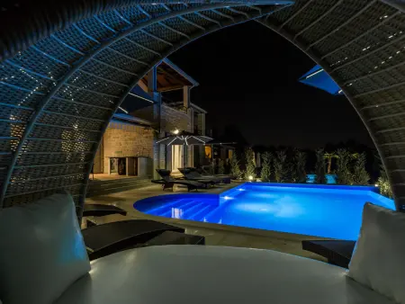 Villa Laura An : maison 4 chambres avec piscine infinity à Poreč : photo 56