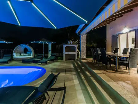 Villa Laura An : maison 4 chambres avec piscine infinity à Poreč : photo 59