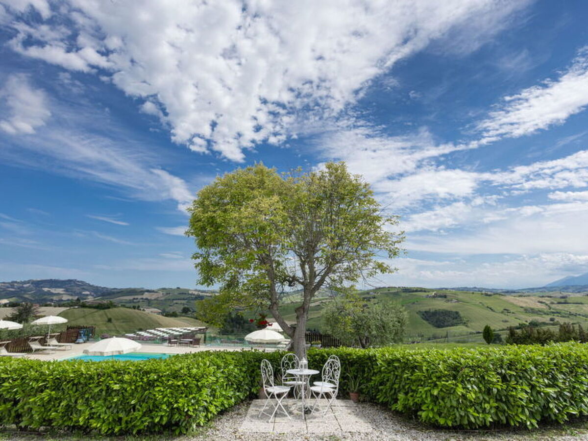 La Casa di Campagna – Maison 4 chambres piscine Carassai - Photo 8