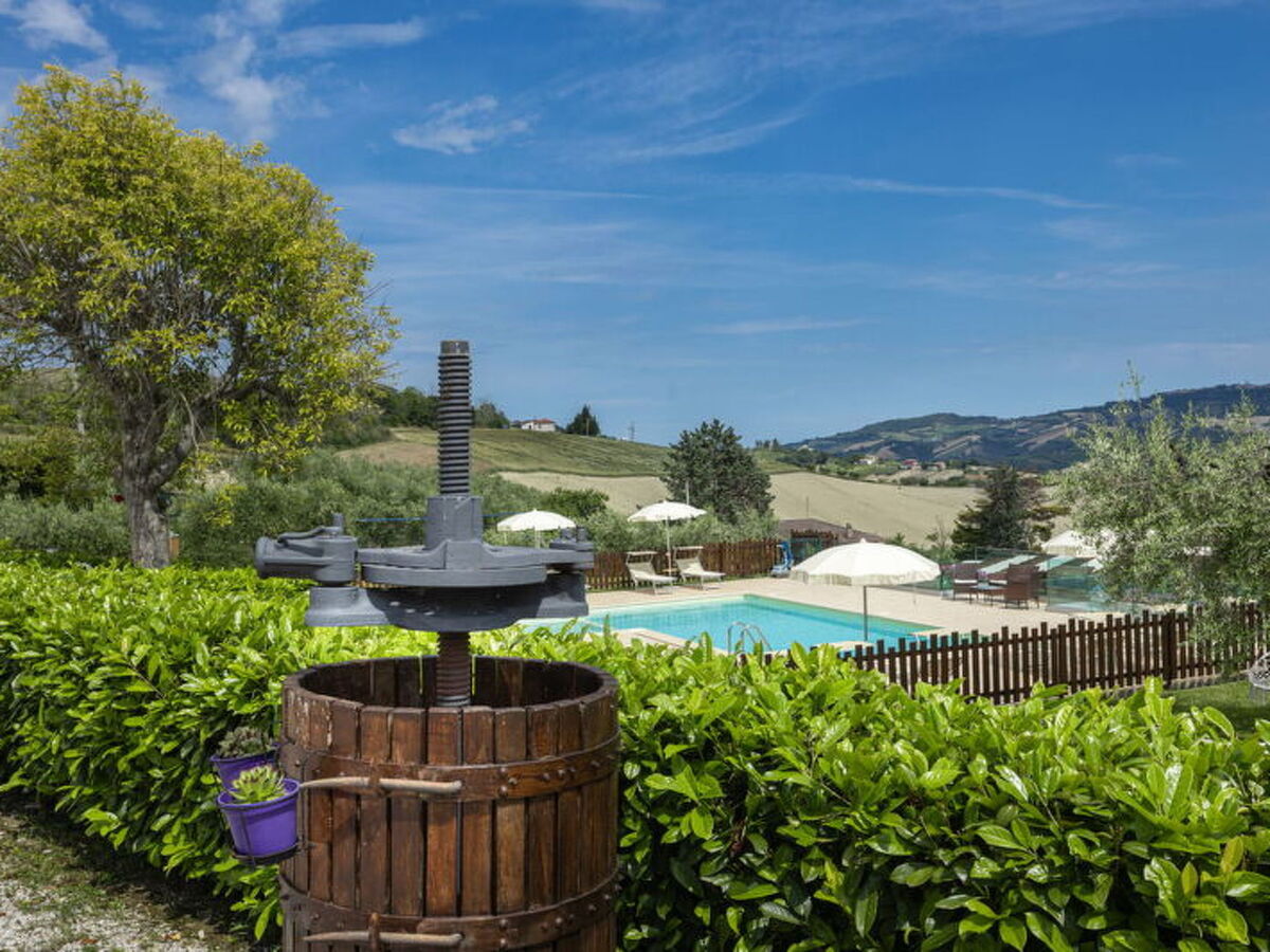 La Casa di Campagna – Maison 4 chambres piscine Carassai - Photo 10