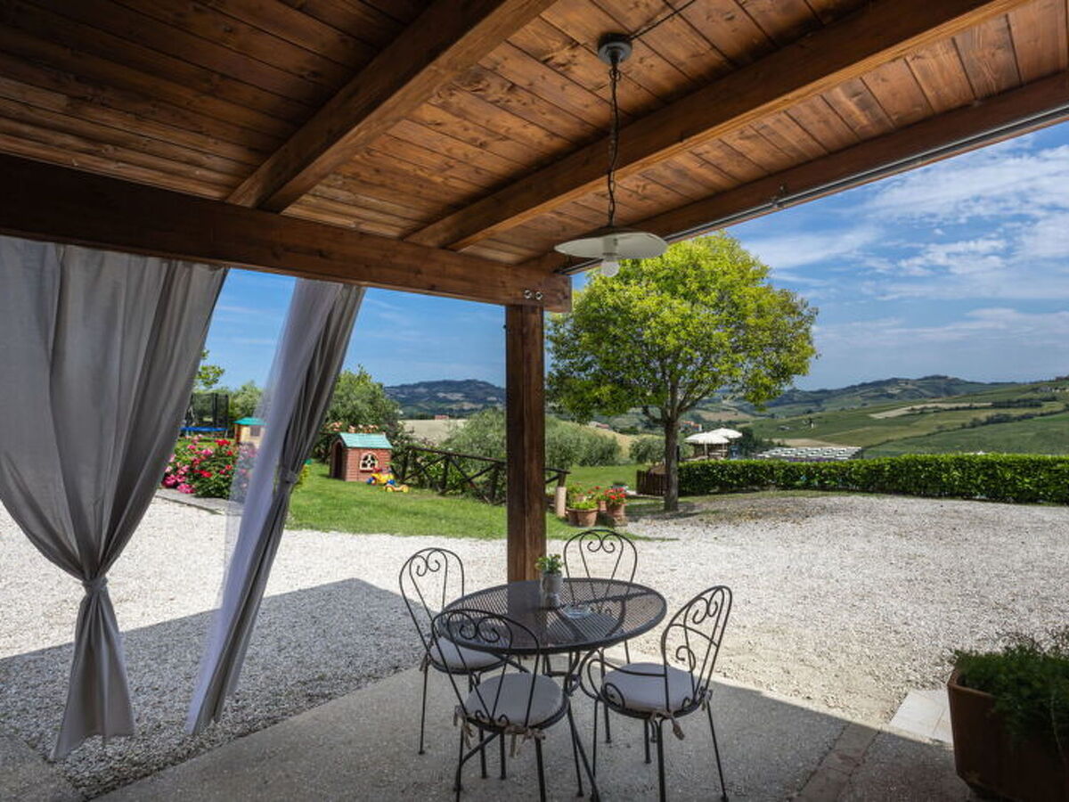 La Casa di Campagna – Maison 4 chambres piscine Carassai - Photo 13