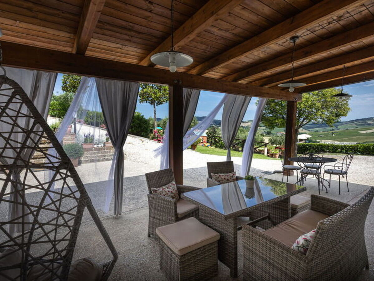 La Casa di Campagna – Maison 4 chambres piscine Carassai - Photo 14