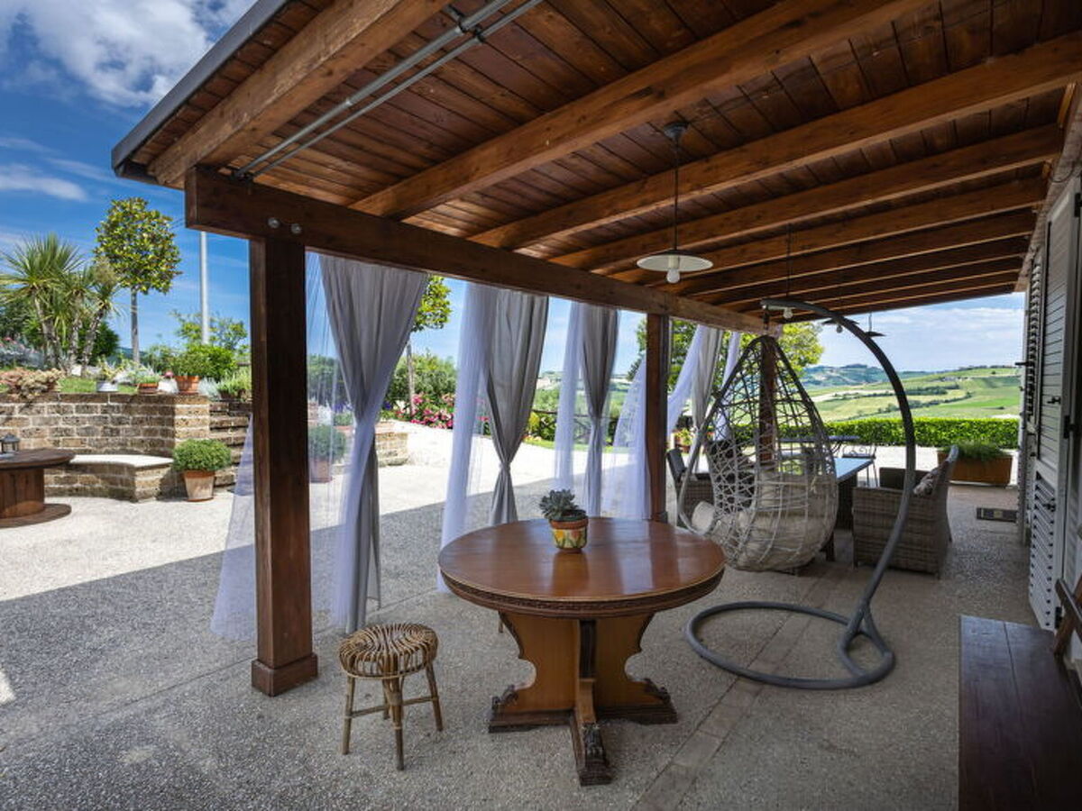 La Casa di Campagna – Maison 4 chambres piscine Carassai - Photo 15