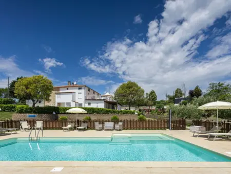 Location maison à Carassai, La Casa Di Campagna