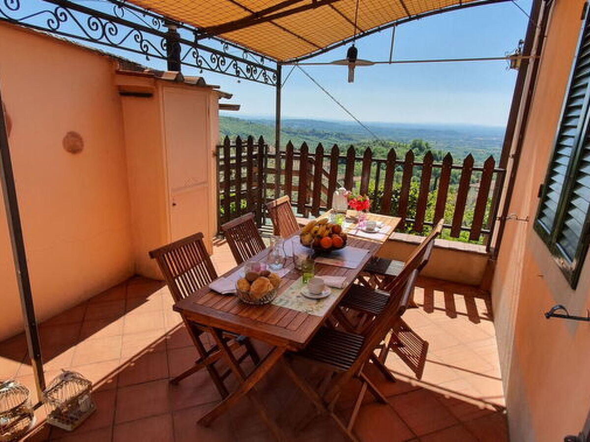 Alla Collina Del Sole – Maison Ciciana, piscine & jardin - Photo 8