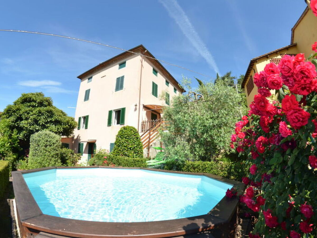 Alla Collina Del Sole – Maison Ciciana, piscine & jardin - Photo 12