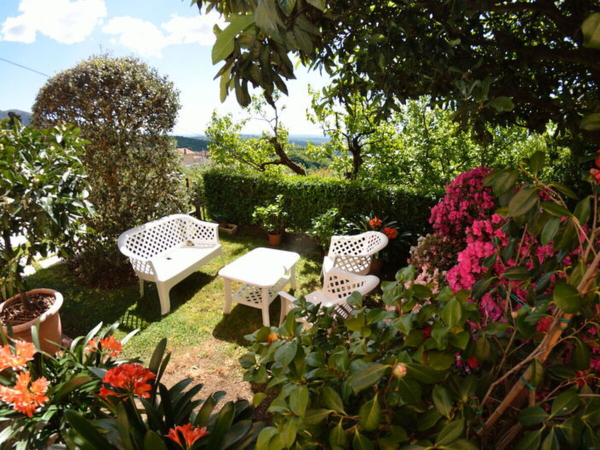 Alla Collina Del Sole – Maison Ciciana, piscine & jardin - Photo 22