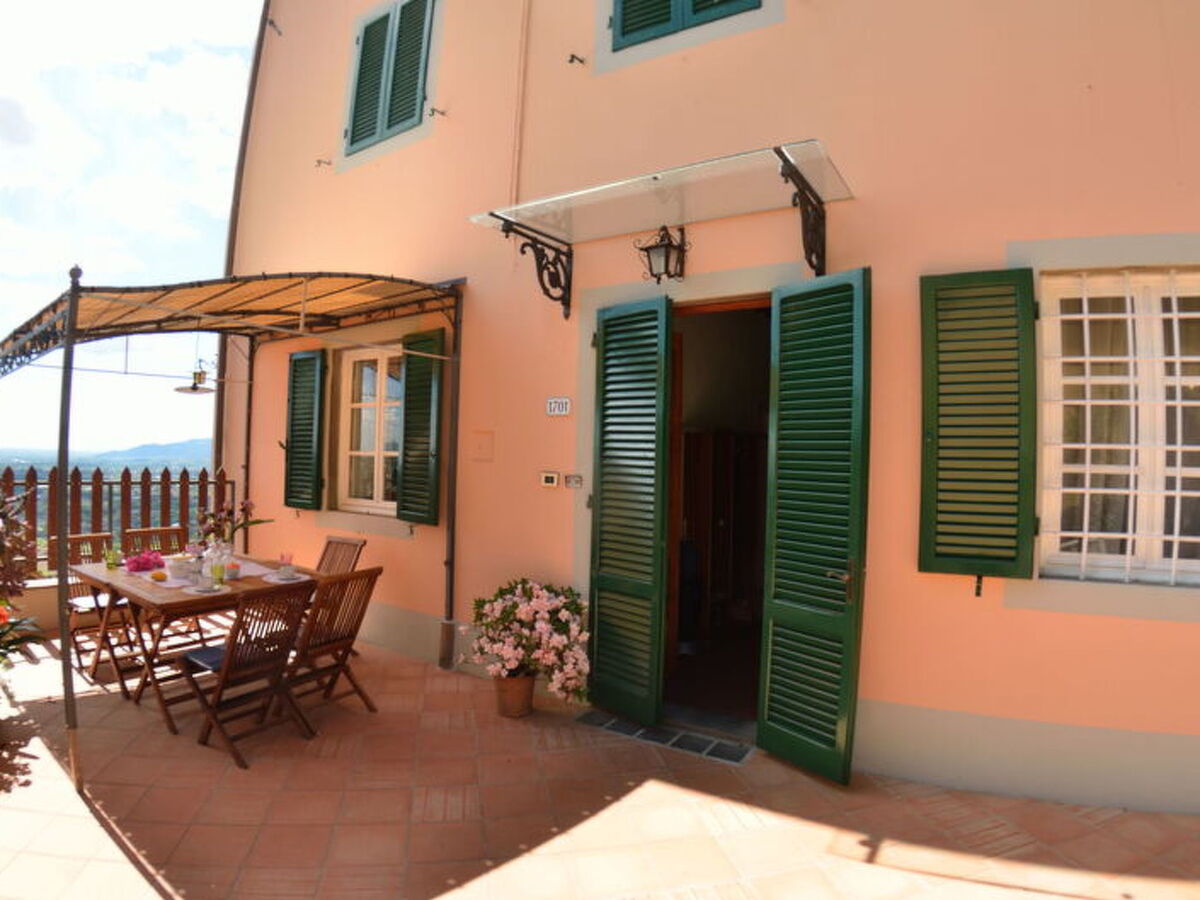 Alla Collina Del Sole – Maison Ciciana, piscine & jardin - Photo 24