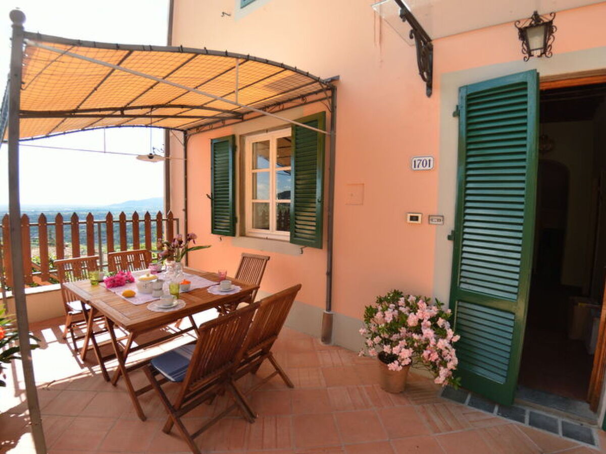 Alla Collina Del Sole – Maison Ciciana, piscine & jardin - Photo 31