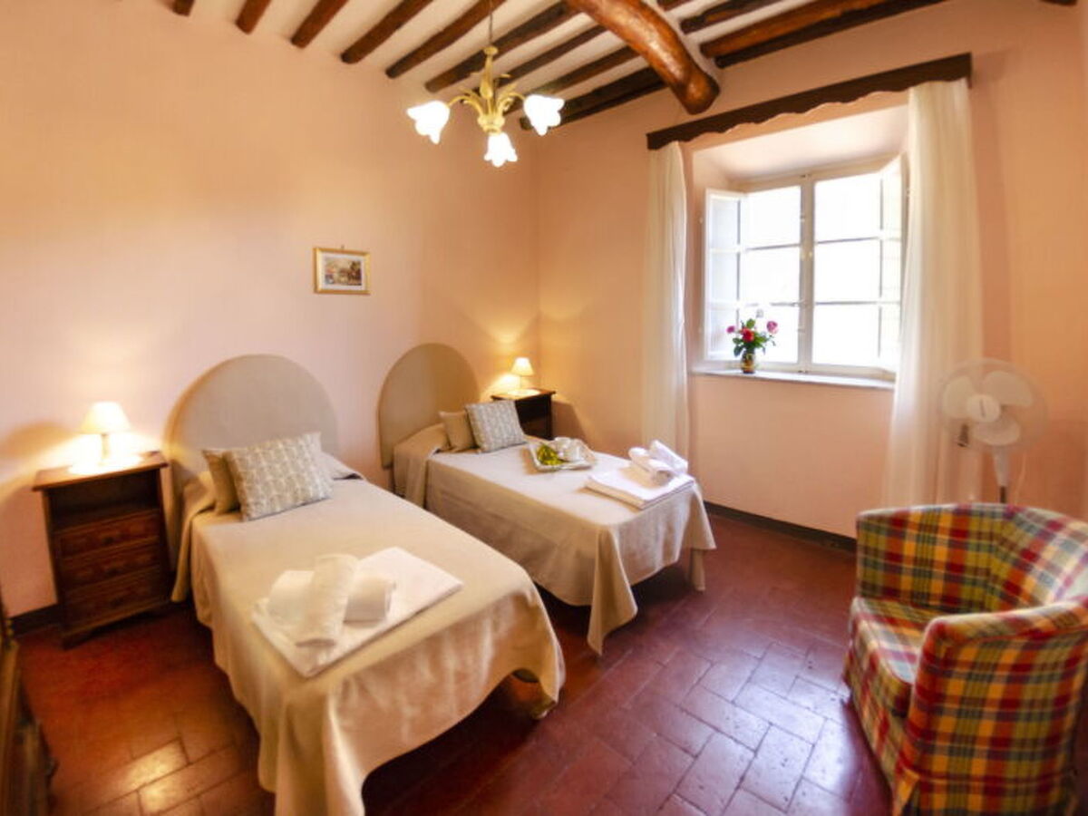 Alla Collina Del Sole – Maison Ciciana, piscine & jardin - Photo 34