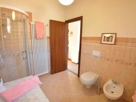 Alla Piazzetta - Appartement 3 ch avec piscine en Toscane : photo 35