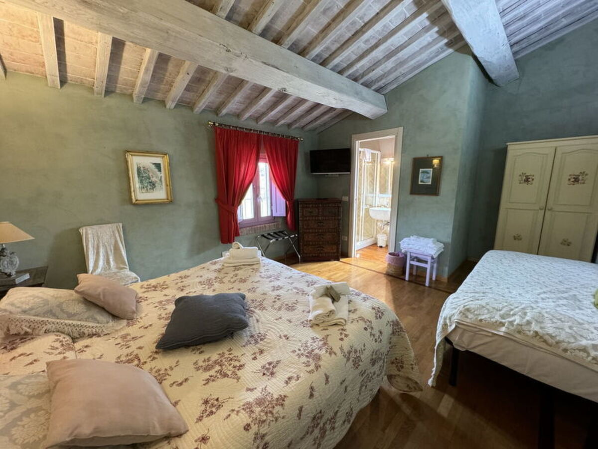 Casale Lilla – Maison 7 chambres, 100 000 m² à Montecarlo - Photo 3