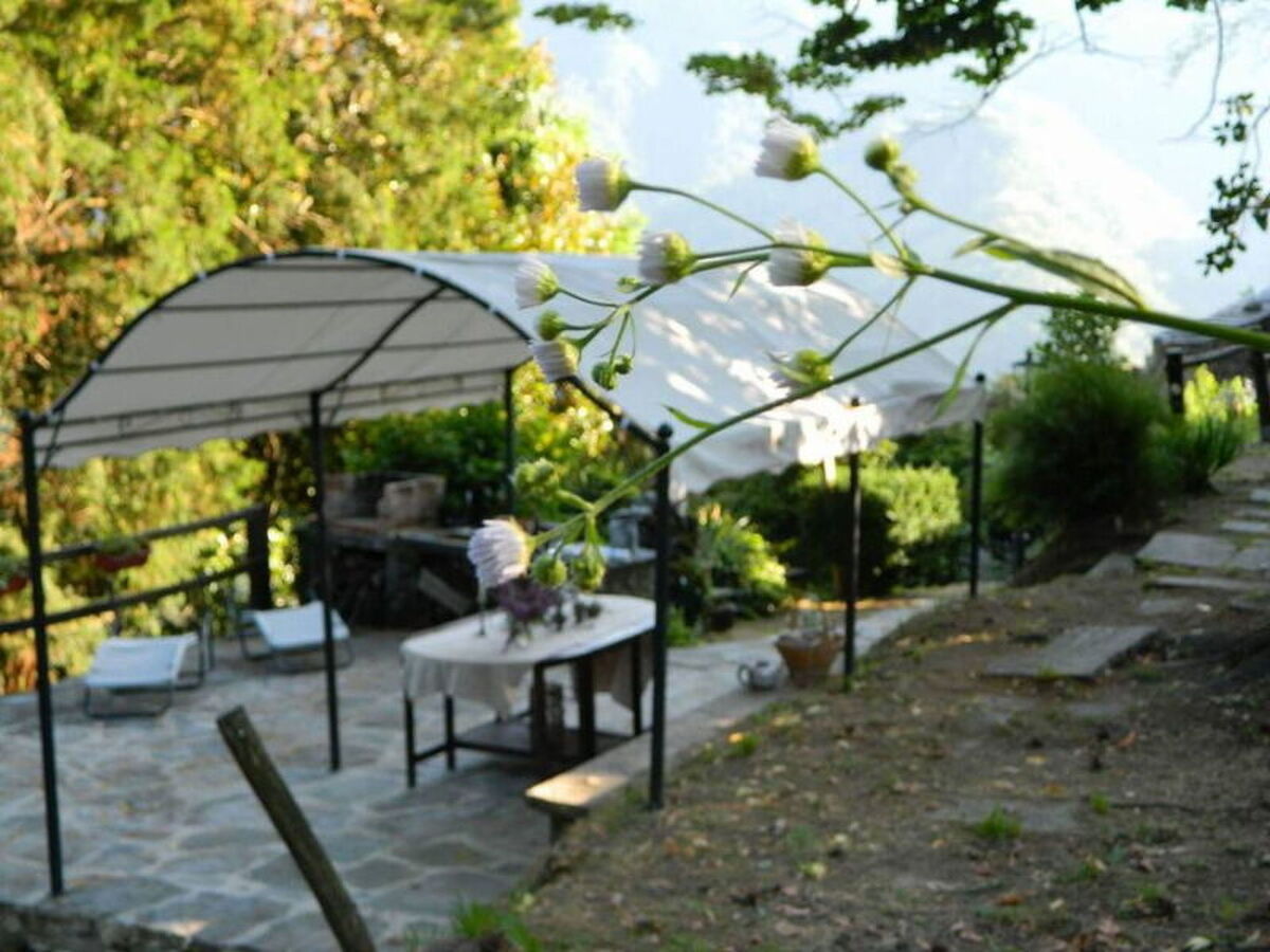 Maison Emilia à Stazzema, 3 chambres, piscine et grand jardin - Photo 7