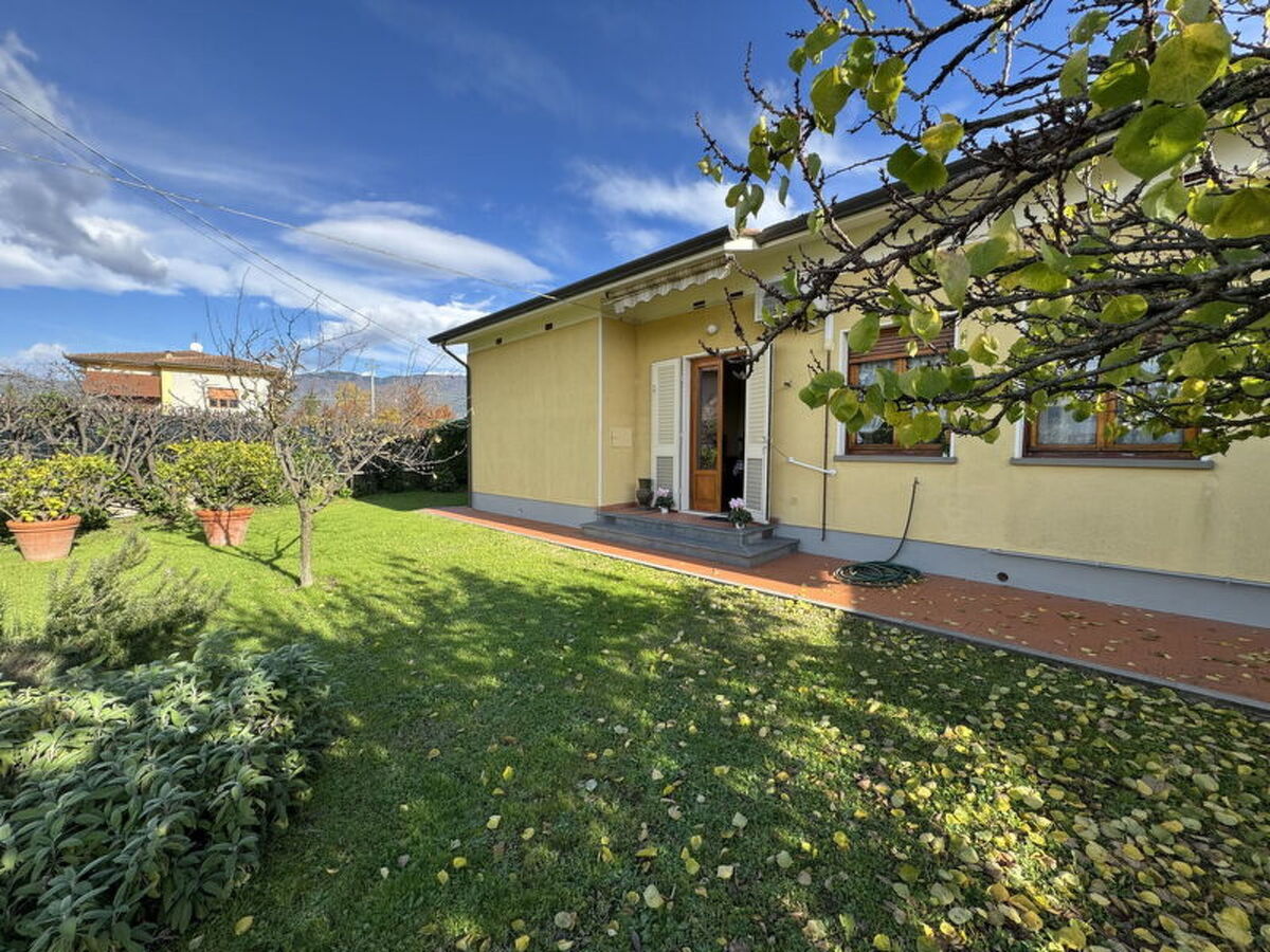 Villa Lory à Capannori : maison 3 chambres avec piscine - Photo 1