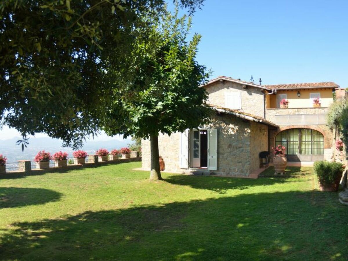 Podere Aida : maison 3 appartements avec piscine à Capannori - Photo 12