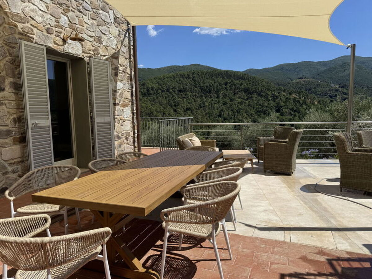 Casale Al Sasso, maison pierre avec piscine à Capannori - Photo 24