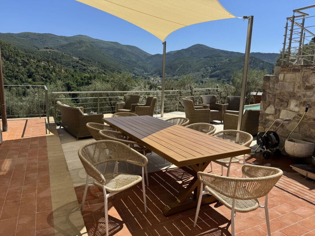 Casale Al Sasso, maison pierre avec piscine à Capannori - Photo 27
