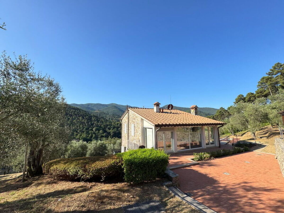 Casale Al Sasso, maison pierre avec piscine à Capannori - Photo 28
