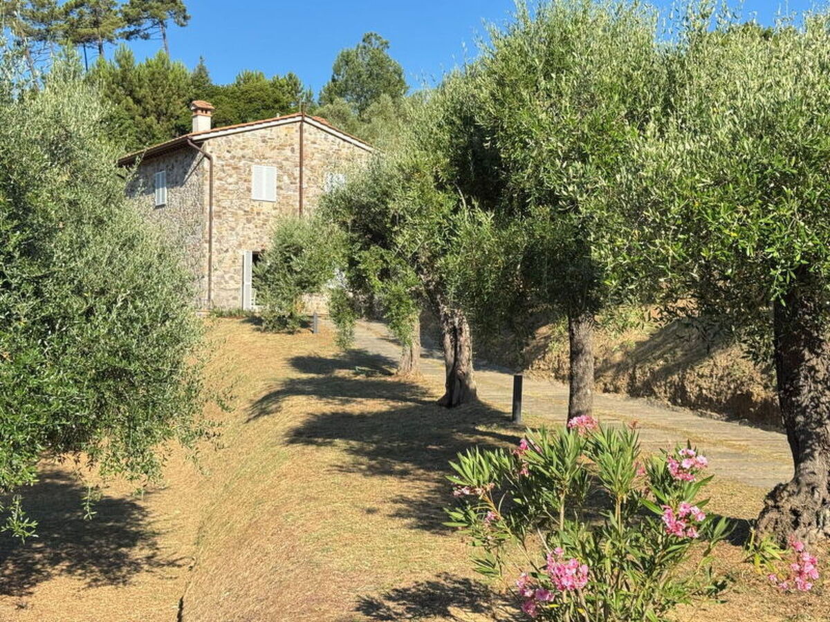 Casale Al Sasso, maison pierre avec piscine à Capannori - Photo 42