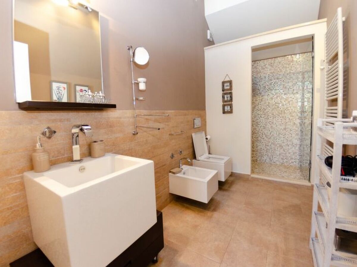 Casale Al Sasso, maison pierre avec piscine à Capannori - Photo 71