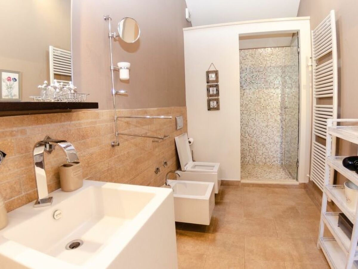 Casale Al Sasso, maison pierre avec piscine à Capannori - Photo 72