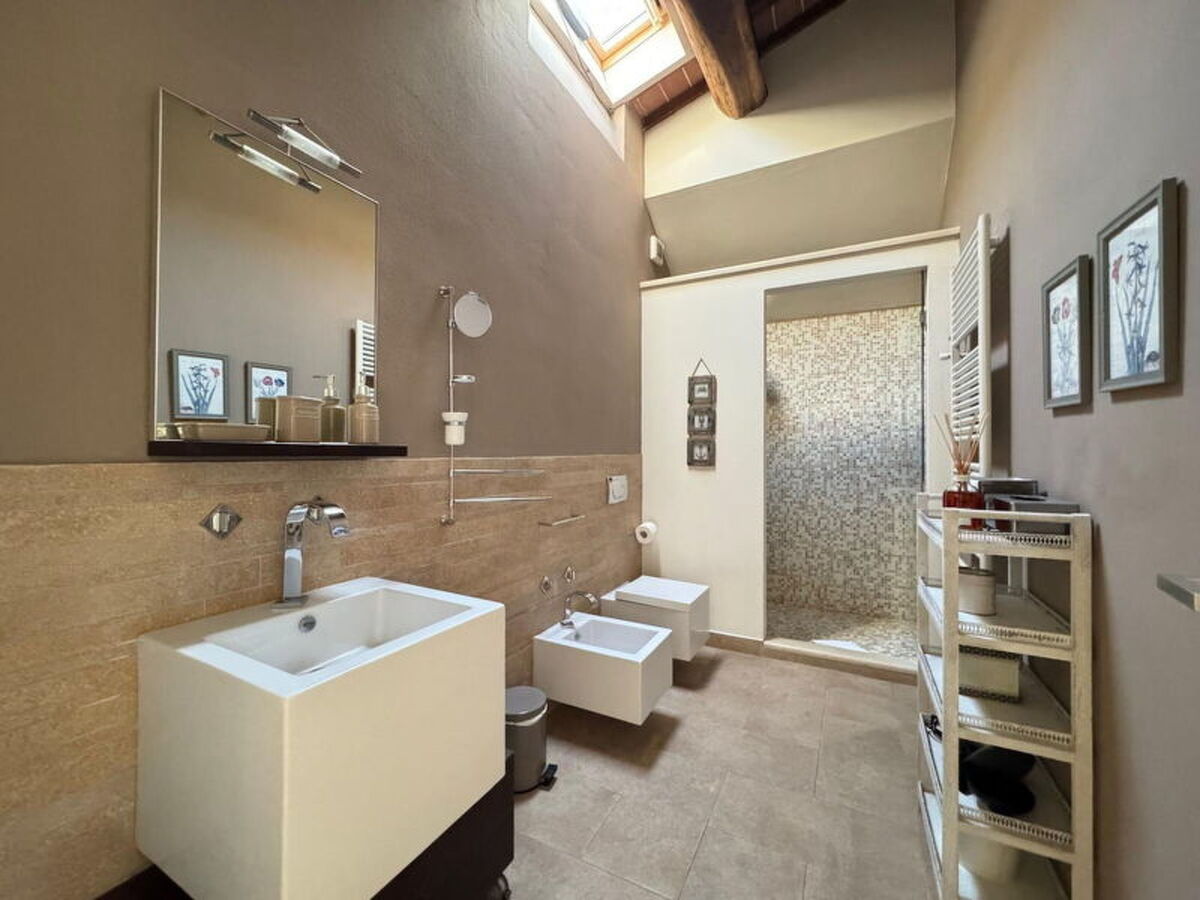 Casale Al Sasso, maison pierre avec piscine à Capannori - Photo 79