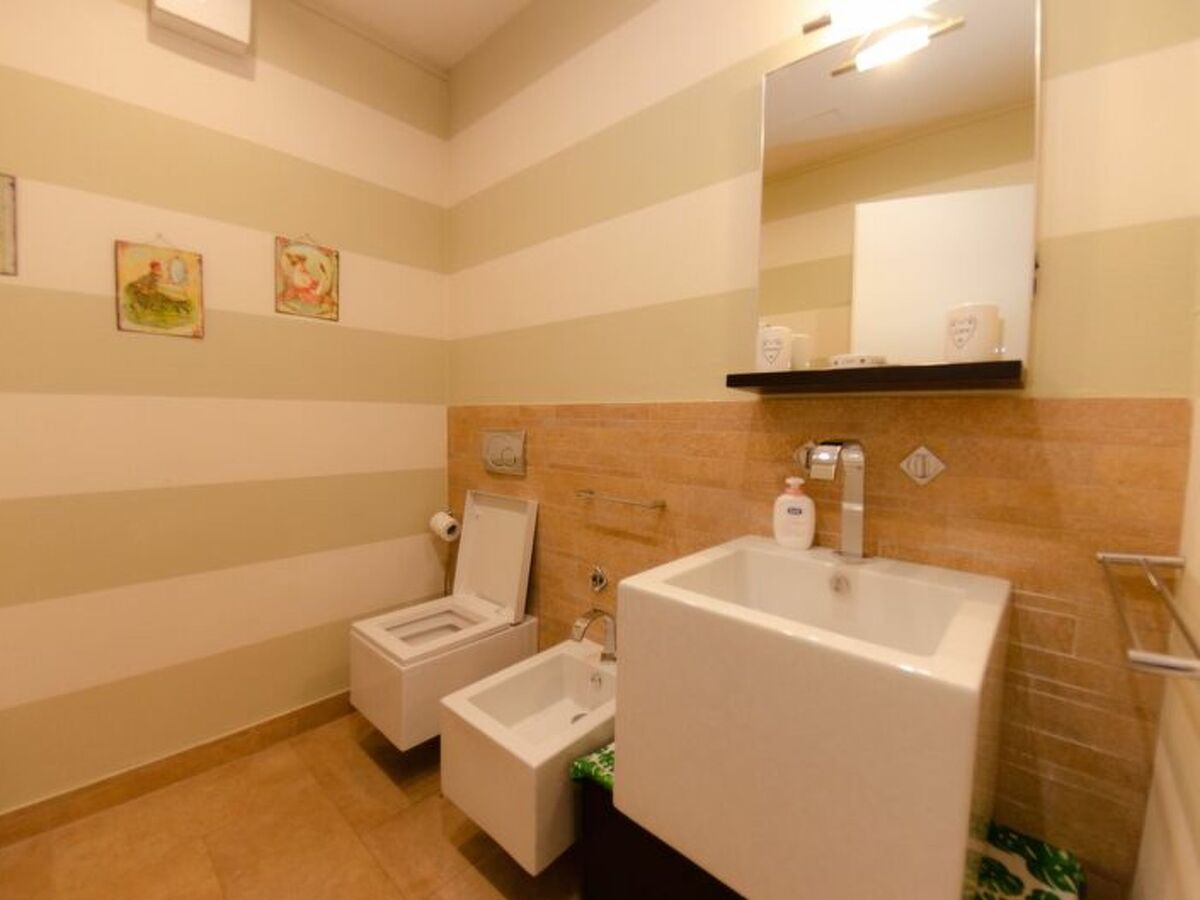 Casale Al Sasso, maison pierre avec piscine à Capannori - Photo 81