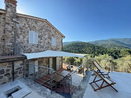 Casale Al Sasso, maison pierre avec piscine à Capannori