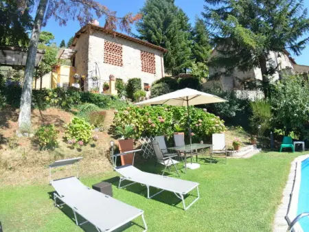 Il Nido – Maison en pierre, piscine privée, Colognora