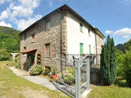 Casa Irene, maison de campagne avec piscine à Colognora : photo 16