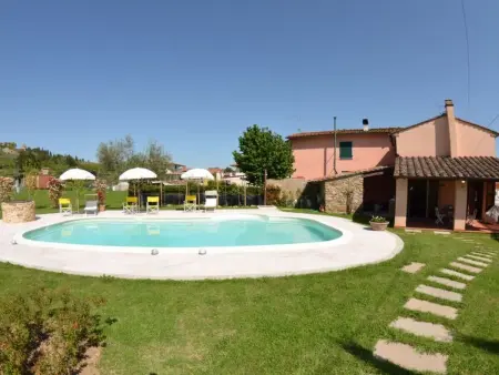 Al Vecchio Pozzo – Maison Toscane avec Piscine à Buti