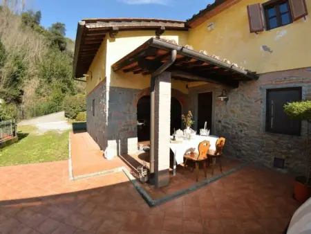 Location maison à La Sassa, Casa Milena