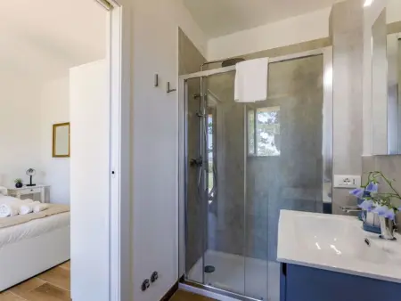 Villa Poggio Padule – 20 pers, 8 ch, piscine en Ombrie : photo 16