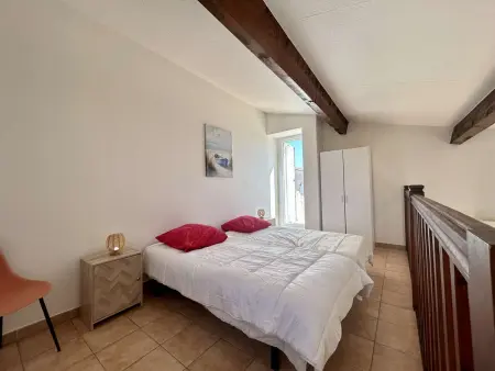 T2 mezzanine climatisé à Cap d'Agde avec piscine : photo 11