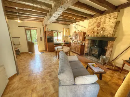Gîte charme avec piscine couverte, 3000m² jardin privatif : photo 4