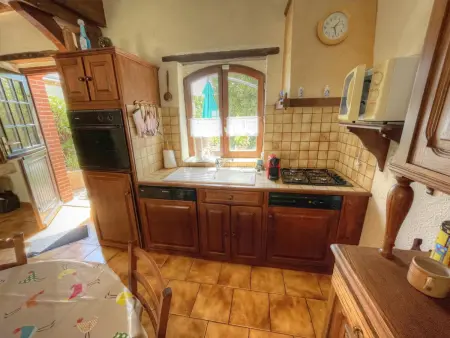 Gîte charme avec piscine couverte, 3000m² jardin privatif : photo 16