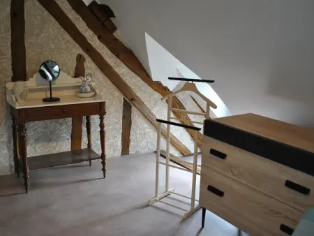 Gîte charme avec piscine couverte, 3000m² jardin privatif : photo 22