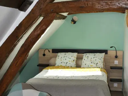 Gîte charme avec piscine couverte, 3000m² jardin privatif : photo 25