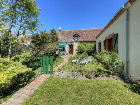 Gîte charme avec piscine couverte, 3000m² jardin privatif : photo 29