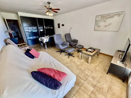 Appartement 3 pièces climatisé, plage à 10 min - Le Lavandou : photo 17