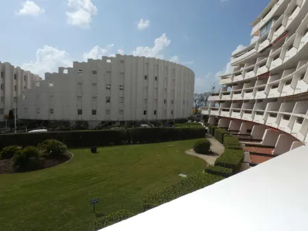Studio cabine 4 pers avec loggia sud à 80m de la plage : photo 7