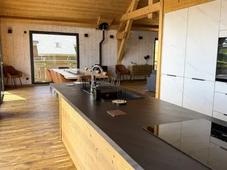 Chalet 14 pers. vue Monts du Cantal – Spa & loisirs - Photo 4