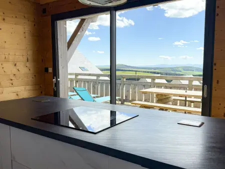 Chalet 14 pers. vue Monts du Cantal – Spa & loisirs - Photo 5