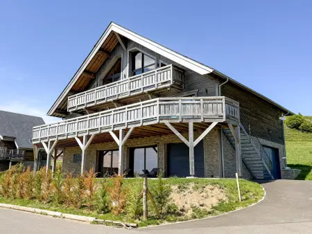 Chalet 14 pers. vue Monts du Cantal – Spa & loisirs - Photo 23