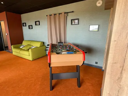 Chalet 14 pers. vue Monts du Cantal – Spa & loisirs - Photo 25