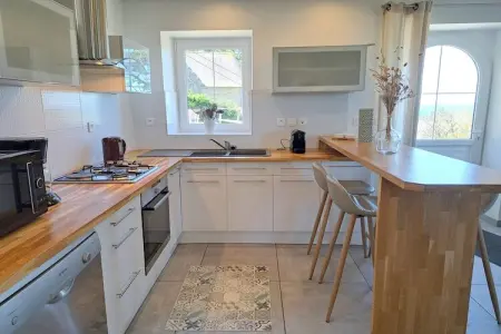 Maison 8 personnes avec terrasse, 100 m de la plage : photo 4