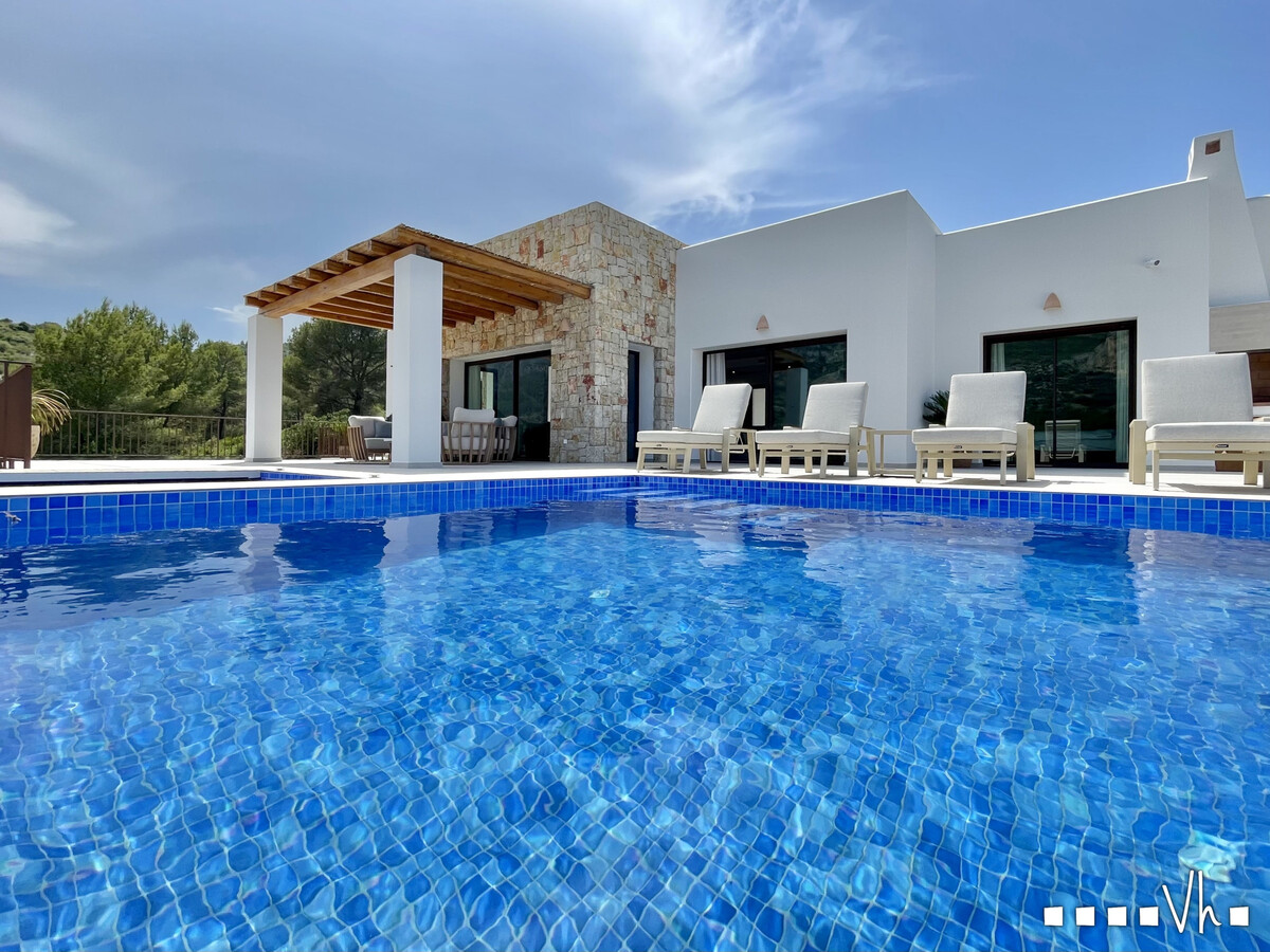 Villa La Oksana - Piscine privée & vue montagne - Photo 2