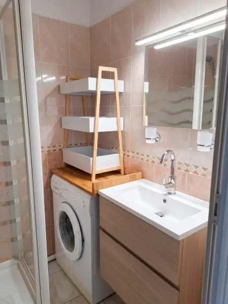 Studio avec balcon et piscine à Saint-Cyr-sur-Mer, 4 personnes : photo 9