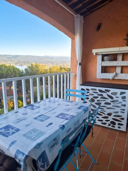 Studio avec balcon et piscine à Saint-Cyr-sur-Mer, 4 personnes : photo 16